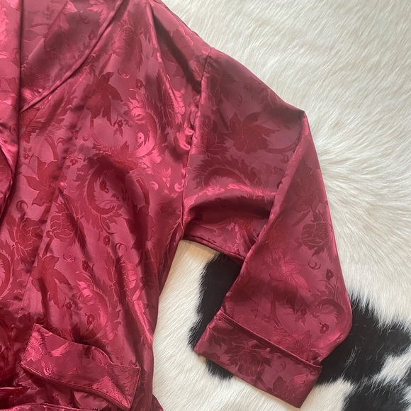 Vintage Victoria's Secret Gold Label Satin Robe - Picture 6 of 9